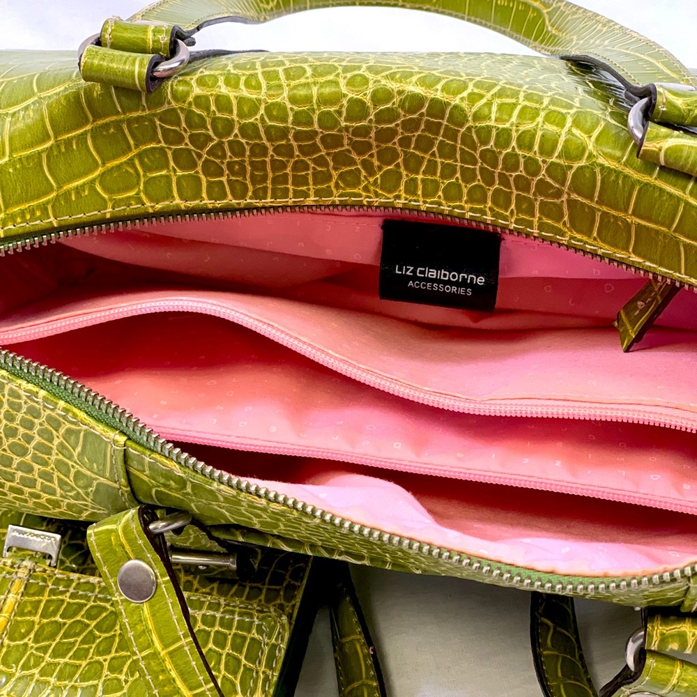 Liz Claiborne Purse and Wallet set Lime Green - Picture 5 of 6